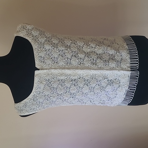 TheEverllitCo. Cashmere Angora beaded tank size 36 - Picture 6 of 11